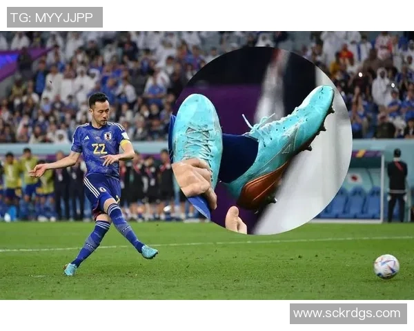 足球鞋球星上脚世界杯精彩瞬间解析 揭秘顶级球员鞋履背后的故事