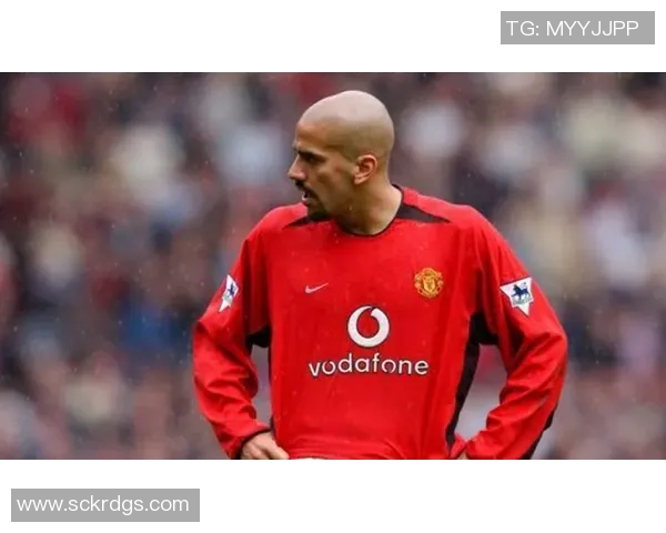 中国足球唯一光头球星的崛起与传奇历程如何影响中国足球未来发展 中国足球唯一光头球星的崛起与传奇历程如何影响中国足球未来发展